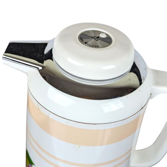 Vintage Diamond Misa Fruit Pitcher: Mid-Century Modern Insulated Carafe - Picture 7 of 9